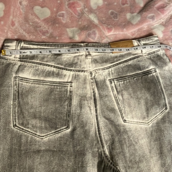 Nasty Gal Collection Grey and White Wash Denim Jeans Size 14 Wide Leg - Picture 4 of 7